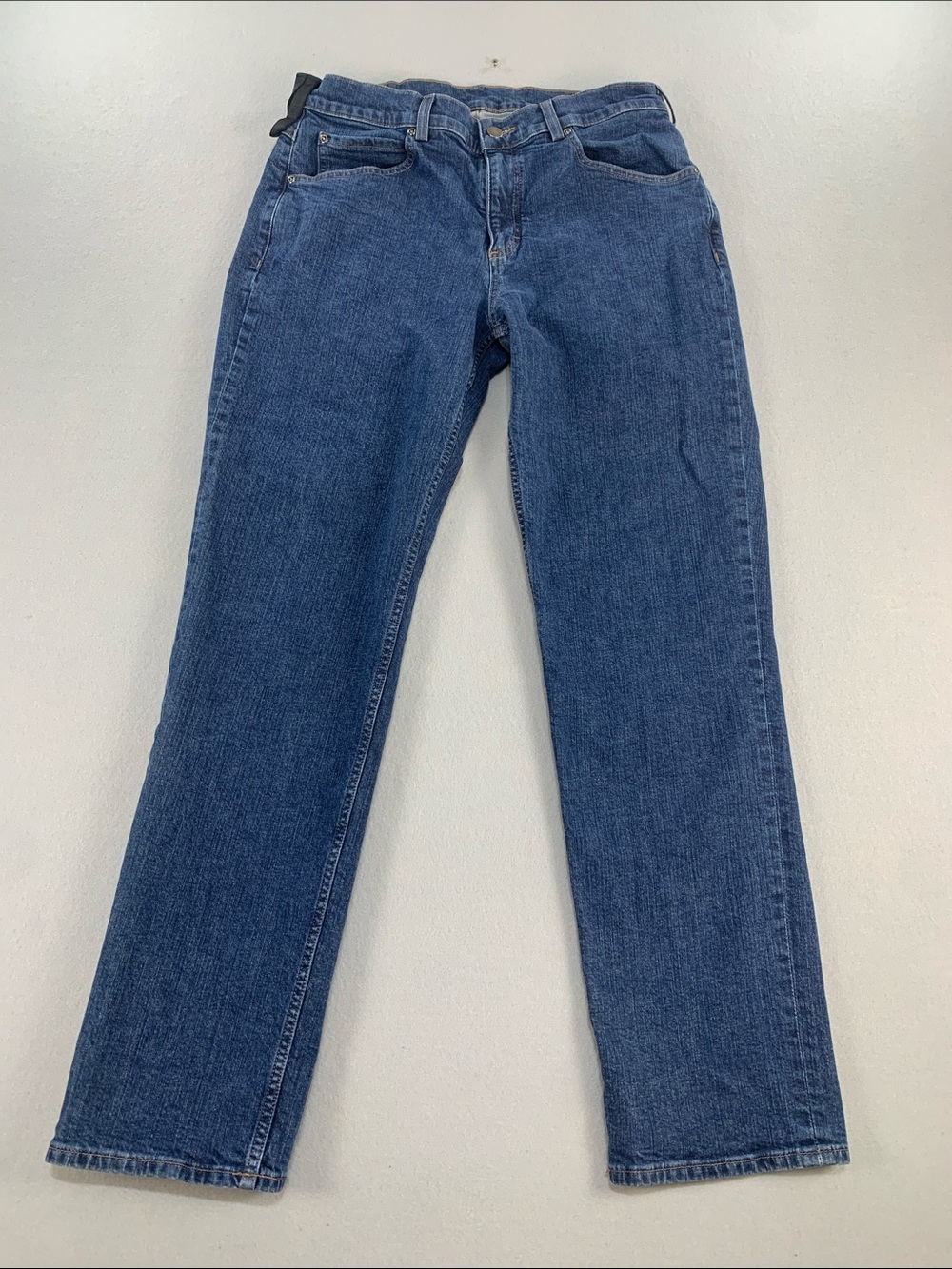 Duluth Trading Co Men’s Straight-Leg Jeans in Dark Blue Wash 34x32